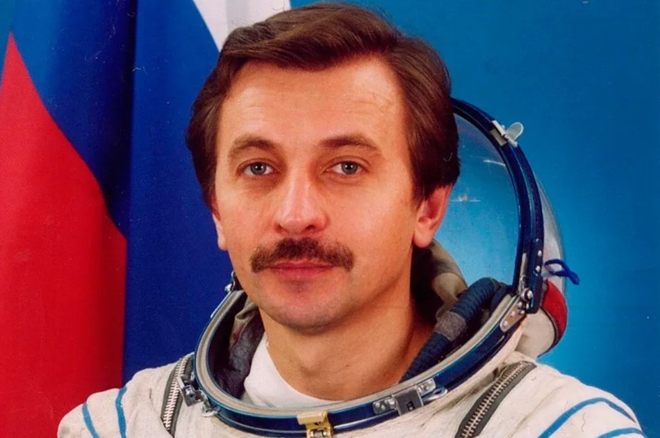 Лазуткин