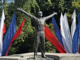 внутрь и обложка внутрь и обложка